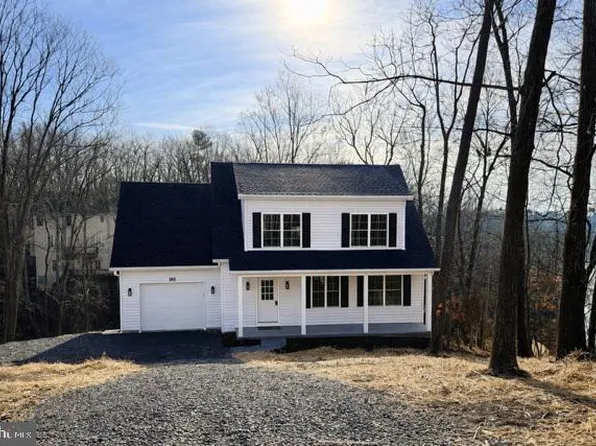 109 Sycamore Pl, Cross Junction, VA 22625