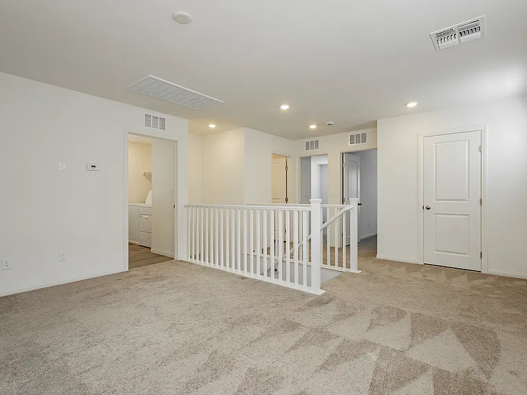 9108 Vesey Ave — Photo 14