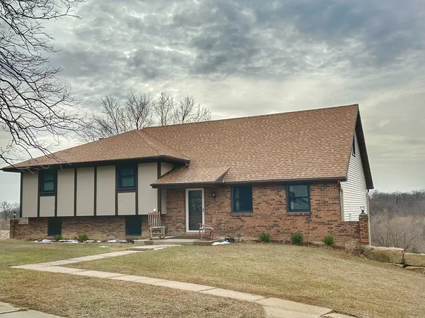 26003 155th St, Leavenworth, KS 66048