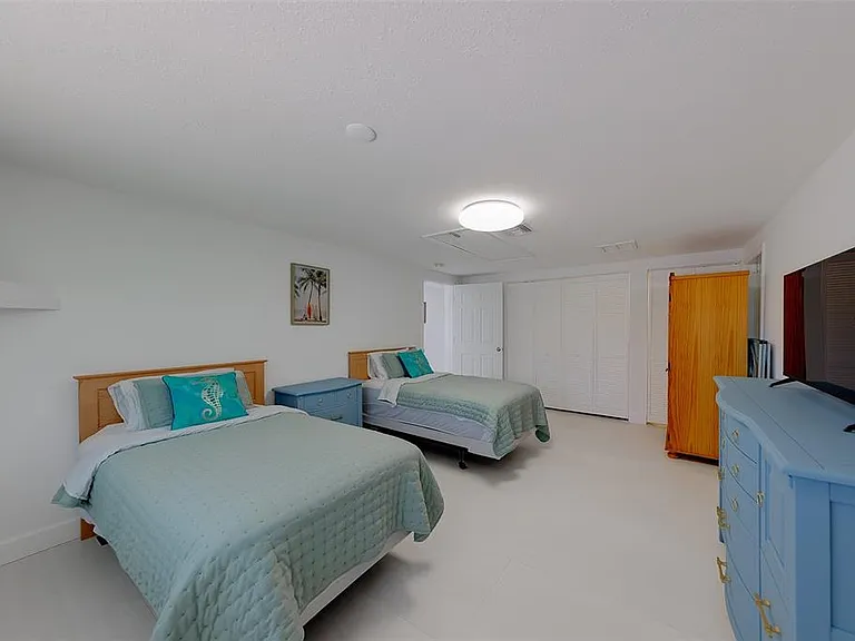 326 176th Avenue Cir — Photo 39