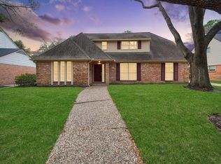 11319 Chevy Chase Dr, Houston, TX 77077