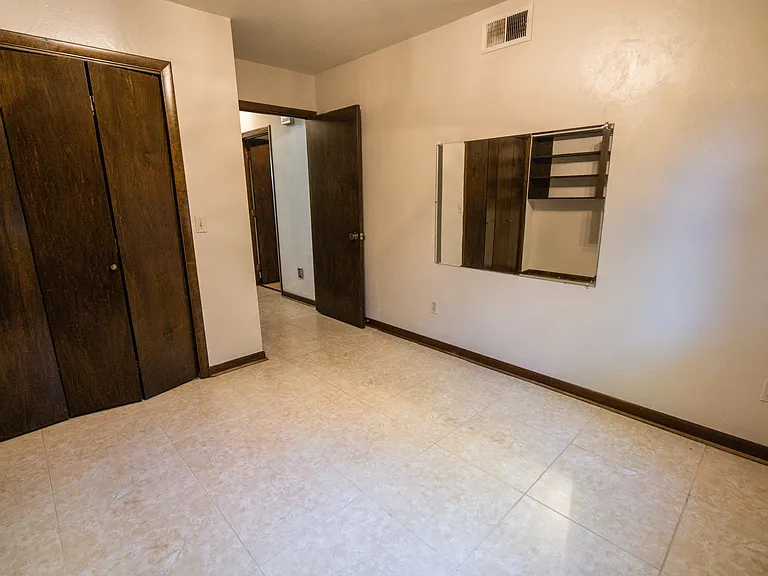3322 Robinhood Rd — Photo 41