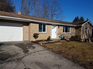 6332 Churchill Rd, Bethel Park, PA 15102