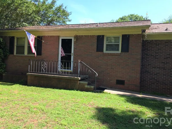 115 Sandstone Loop, Mooresville, NC 28115