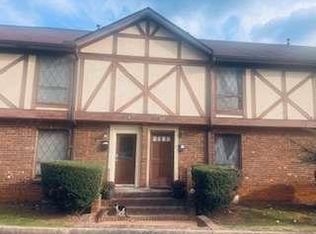 3210 Abbeywood Dr, Decatur, GA 30034