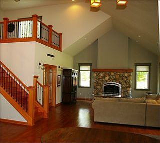 4th image of 3705 34th Ln NE