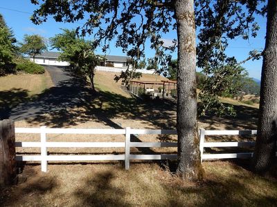 750 Moorea Dr, Roseburg, OR, 97471