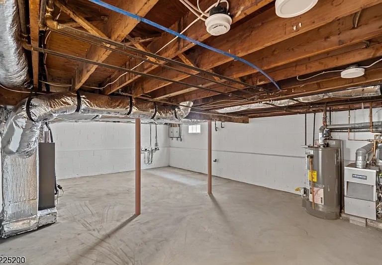 227 N 11th St #2 — Photo 18