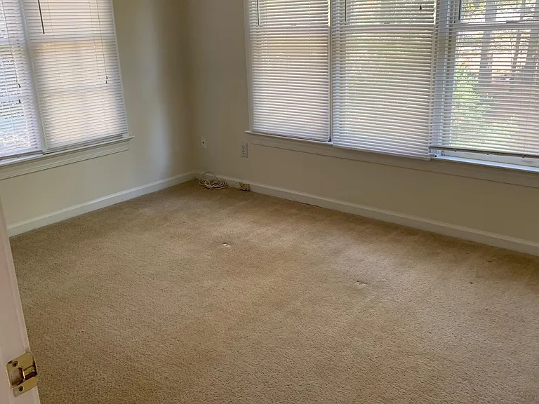 Upstairs bedroom 2