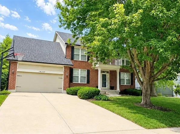14320 Stearns St, Overland Park, KS 66221