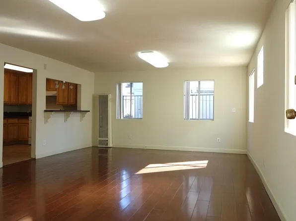 4633 1/4 Prospect Ave, Los Angeles, CA 90027