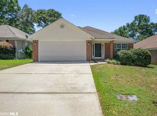 7582 Avery Ln, Daphne, AL 36526