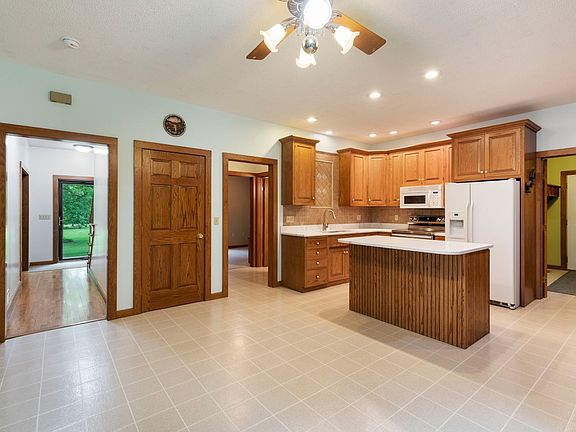New quartz countertops