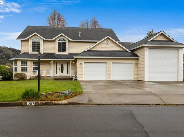 257 Martha Dr, Winchester, OR 97495
