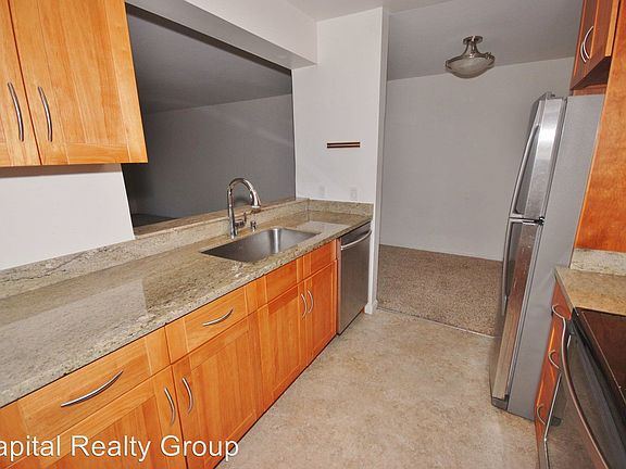 2nd image of 1222 Oak Grove Ave APT 208