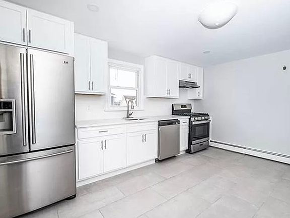 2nd image of 115 Hendel Ave Floor 2