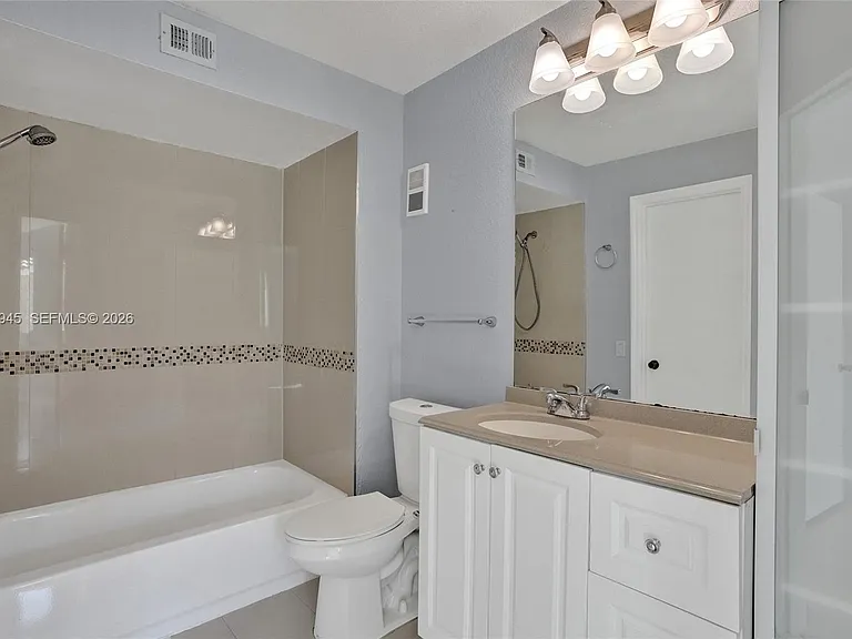 12760 Vista Isles Dr #721 — Photo 33