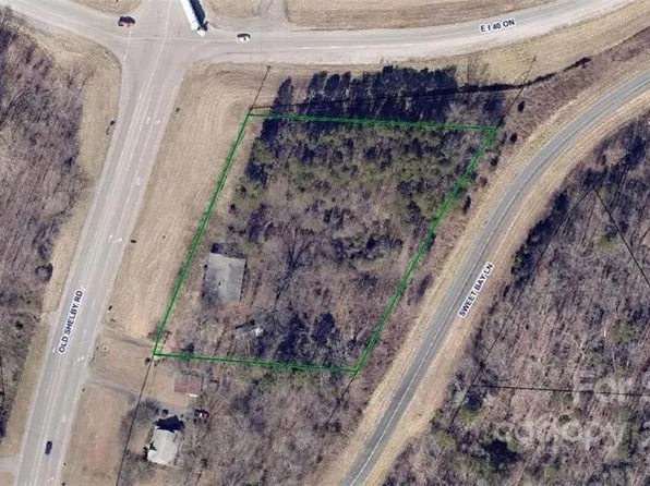 1878 Old Shelby Rd, Hickory, NC 28602