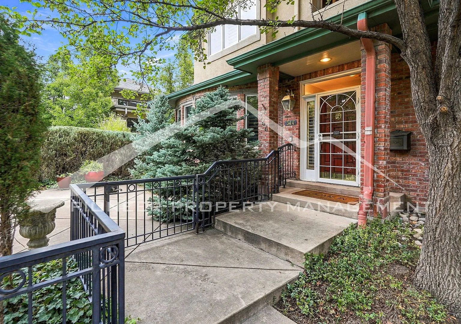 Exquisite Home In The Heart Of Cherry Creek With a 3-Car Garage! — Photo 2