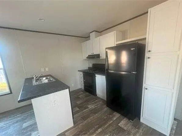 511 W Hillsboro St #15, Creedmoor, NC 27522