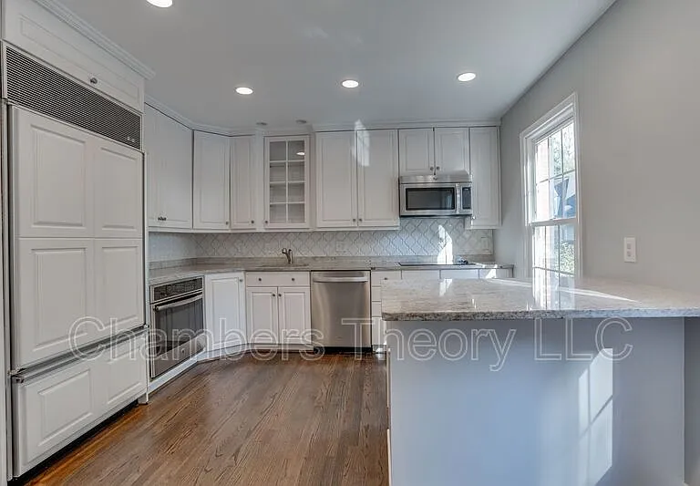 1003 Jennifer Ln — Photo 24