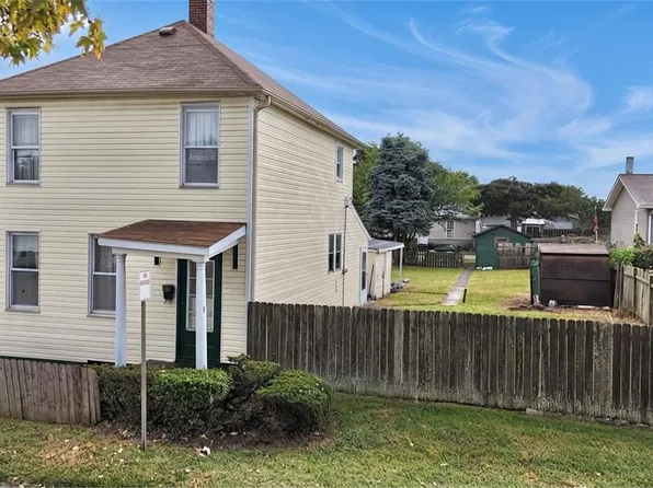 107 E Center St, Troy, IL 62294