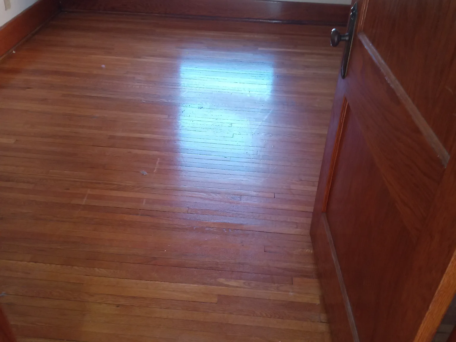 605 S Grand — Photo 3
