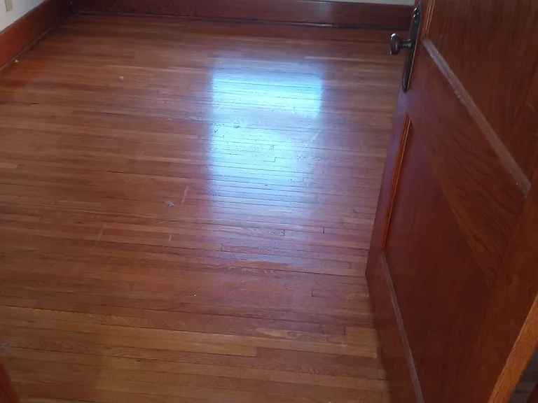 605 S Grand Ave #2 — Photo 3