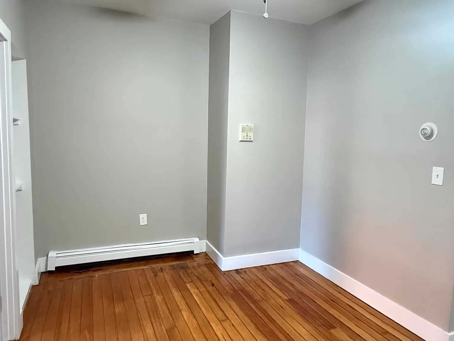 1 bed, 9999 sqft, $2,400 — Photo 3