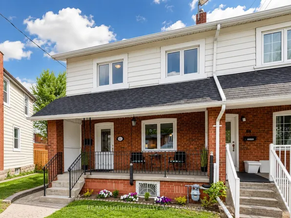 35 Blackthorn Ave, Toronto, ON M6N 3H4