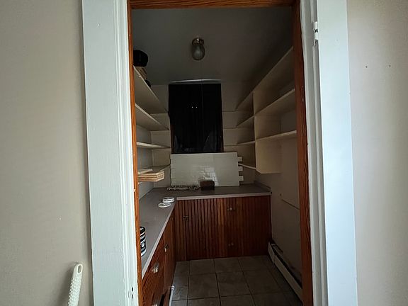 3rd image of 26 Carlson St Floor 1