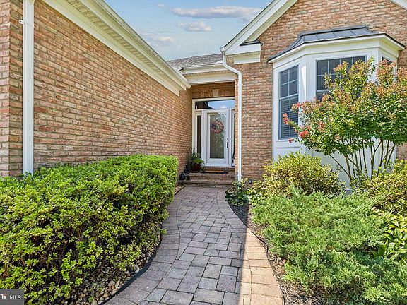 3rd image of 15142 Fog Mountain Cir