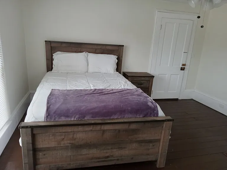 526 Monroe St #3 — Photo 2