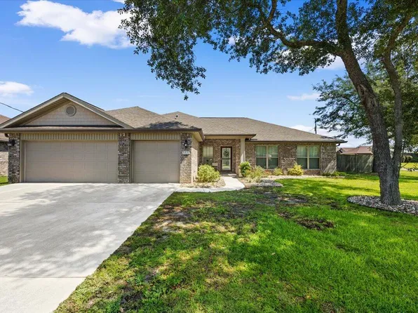 8451 Holley Hills Cir, Navarre, FL 32566