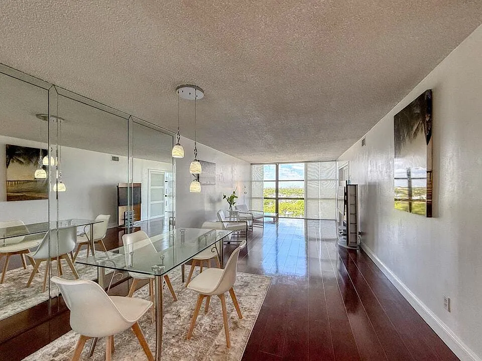 Oceanview Park Condo — Photo 1