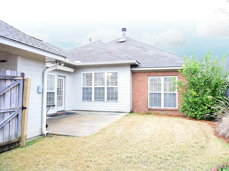 2104 Halcyon Downs Loop — Photo 18