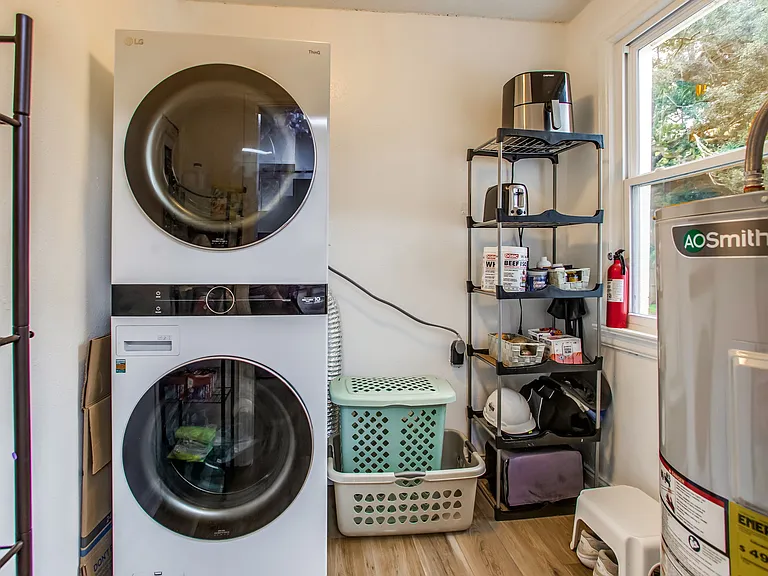 102 Alba Plena St — Photo 23
