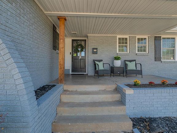2nd image of 10312 Whitehaven Rd