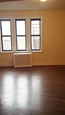 Rented by D S J Realty LLC | media 8