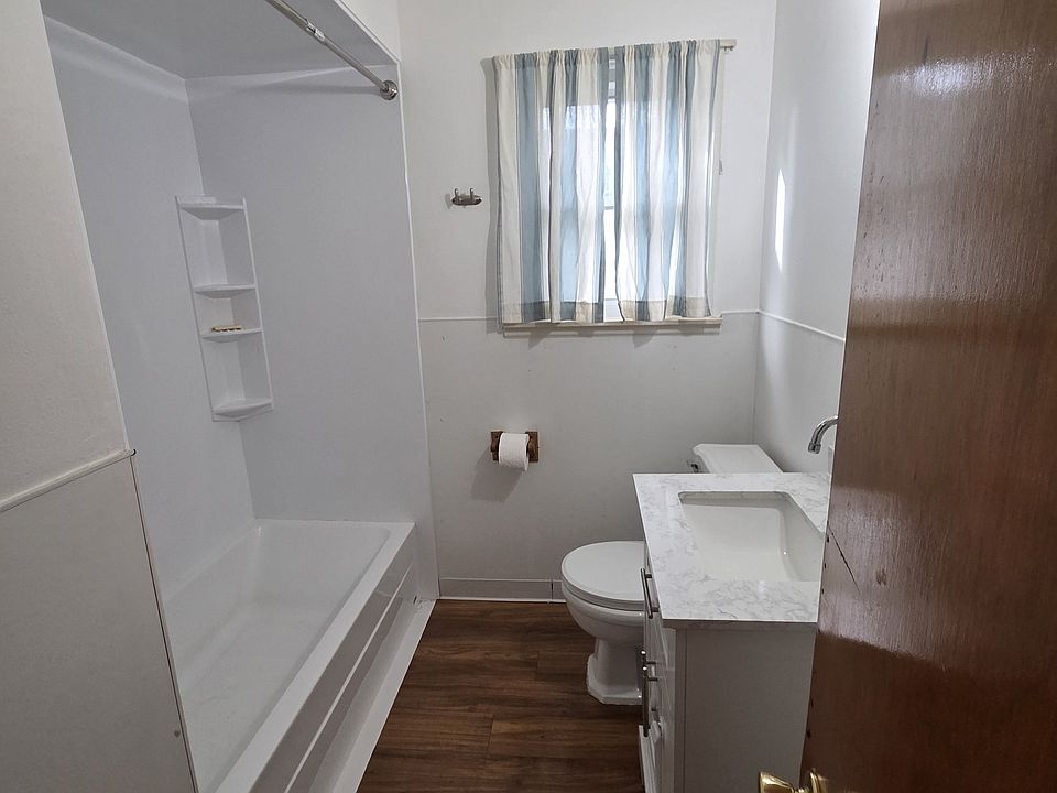 4413 Westlake St, photo 4