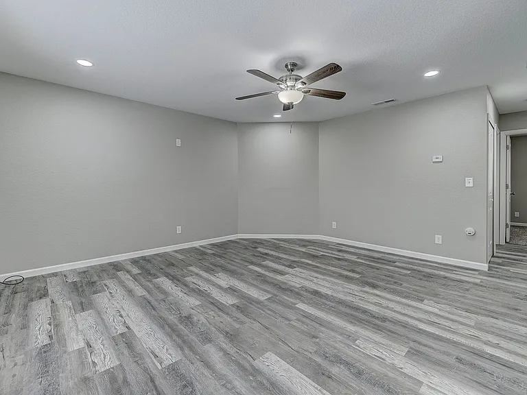 1495 Manitou Blvd — Photo 6