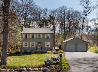 61 Hixon St, Bellingham, MA 02019