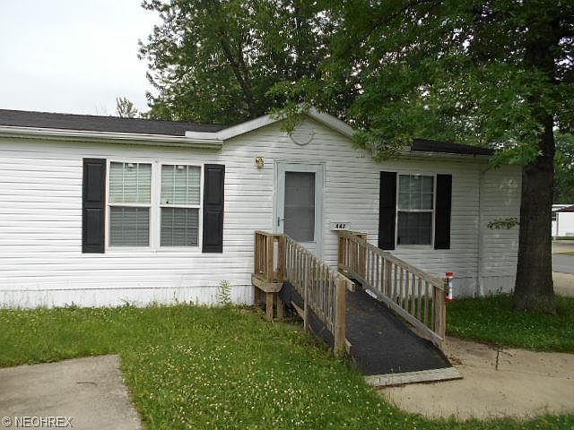 1st image of 447 Central Dr