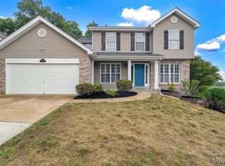 1077 Big Sky Dr, Fenton, MO