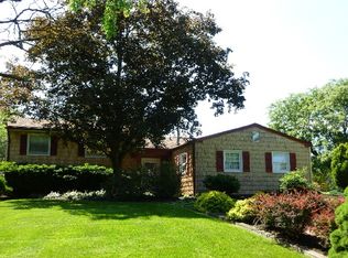 2 Macafee Rd, Somerset, NJ 08873