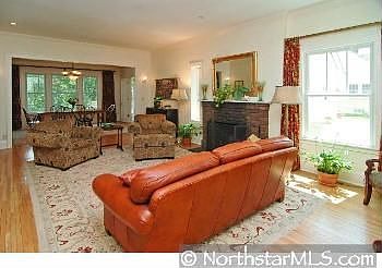 5th image of 4239 Lynn Ave