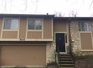 8016 Sunfield Ct, Indianapolis, IN