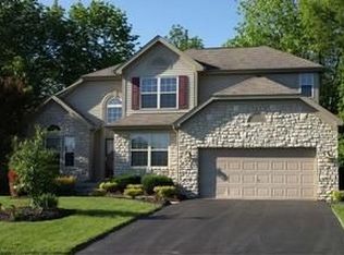 5827 Birch Bark Cir, Grove City, OH