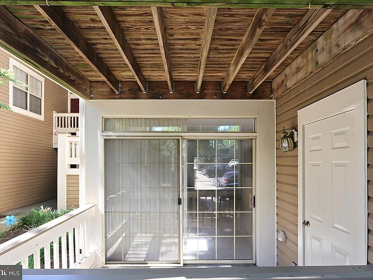 10828 Antigua Ter — Photo 21