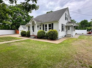 573 Main St, Springvale, ME 04083